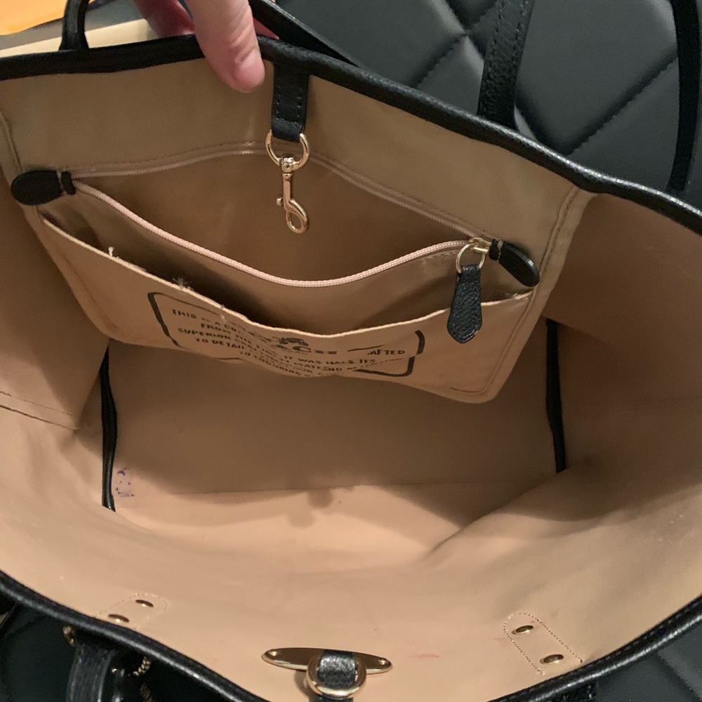 Authentic Coach bag - Picture 4 of 4